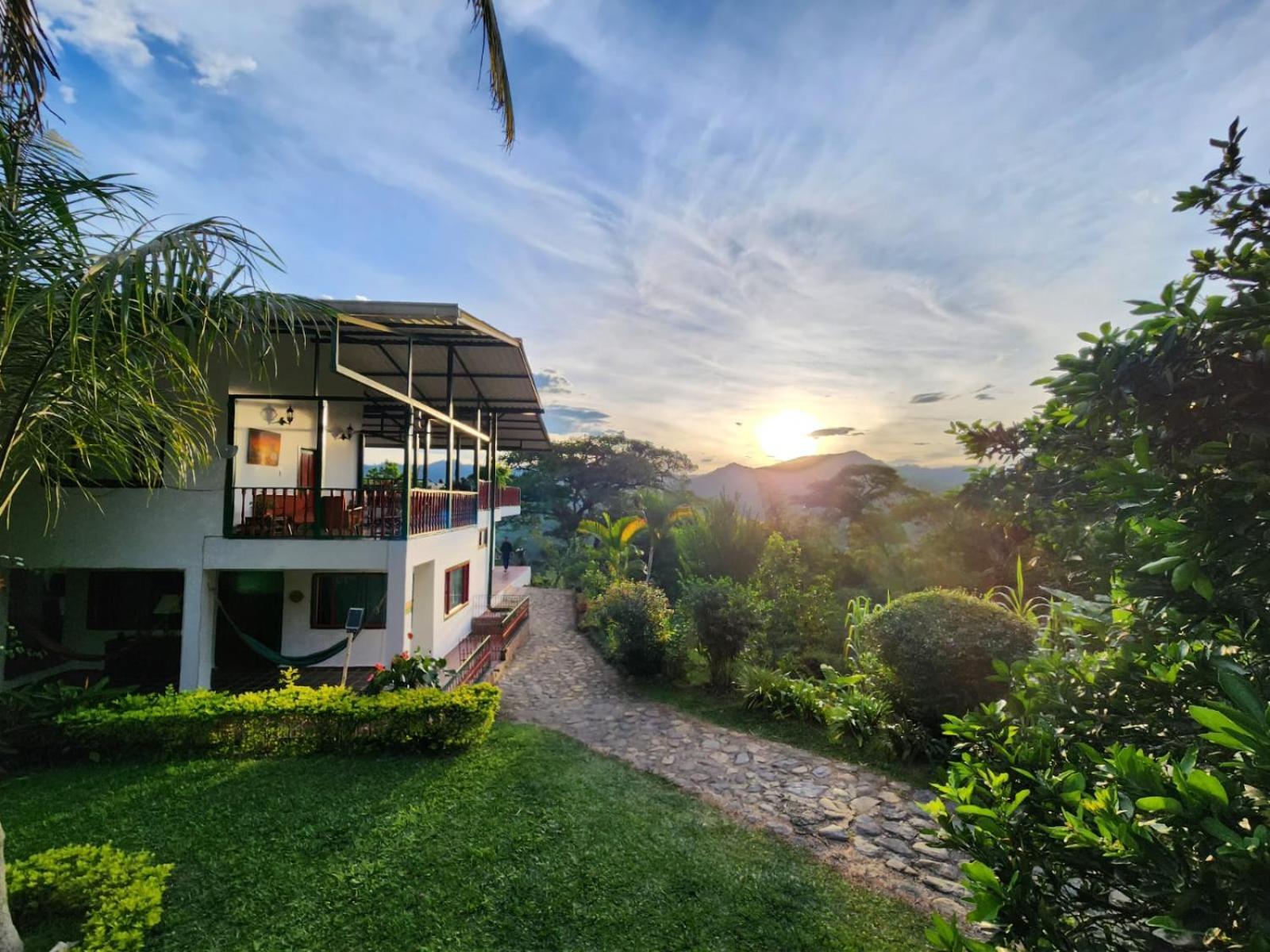 Ecohotel Monteverde La Vega  Exteriör bild